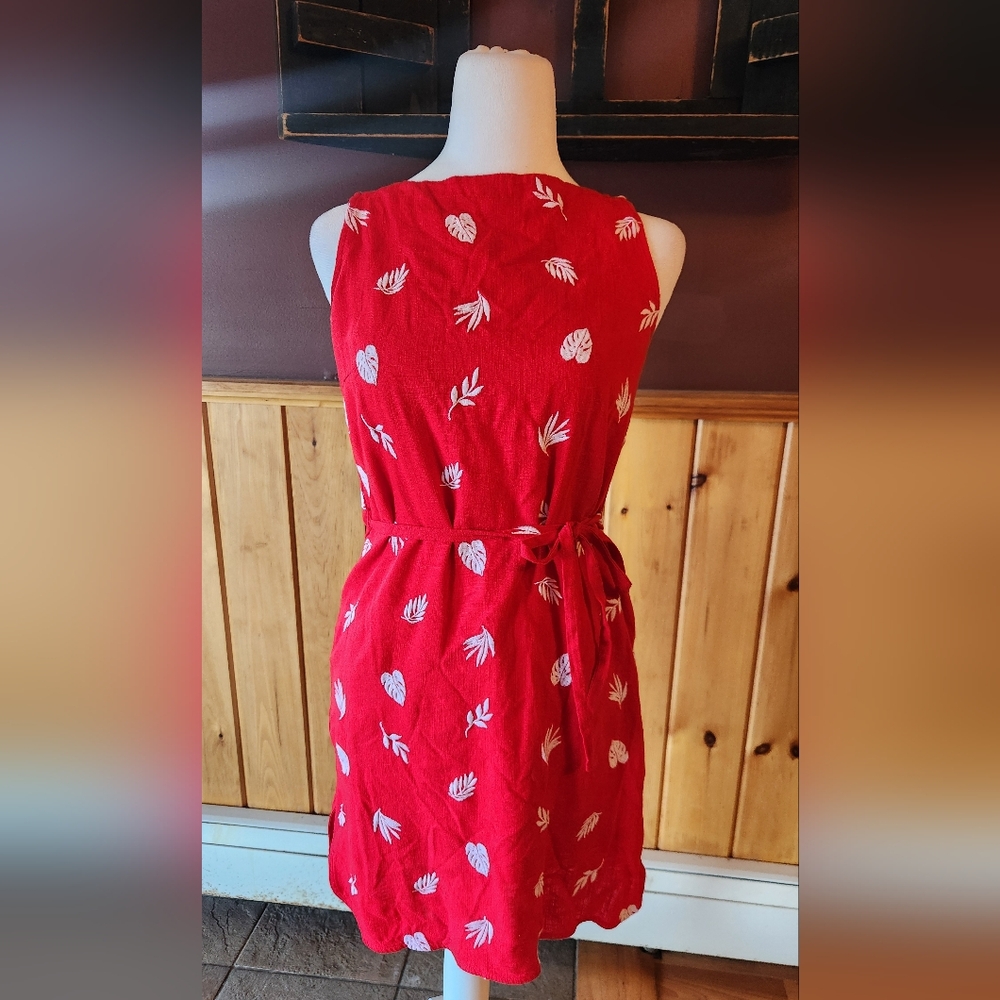 Anne Taylor Red Sleevless Sundress With Tie And White Leaf Print Size XS